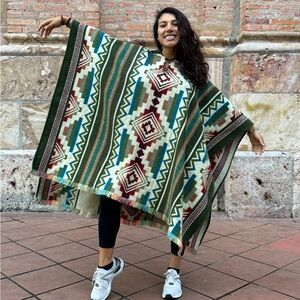 100% ALPACA handmade Poncho